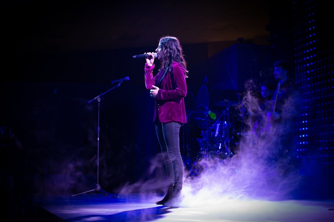 shakira performing on stage